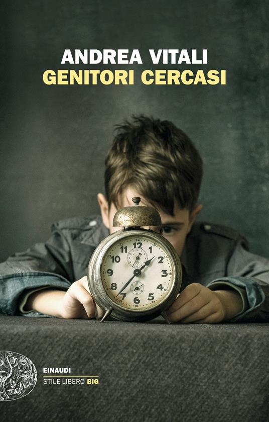 Andrea Vitali: Genitori cercasi (Paperback, Italiano language, 2023, Einaudi)